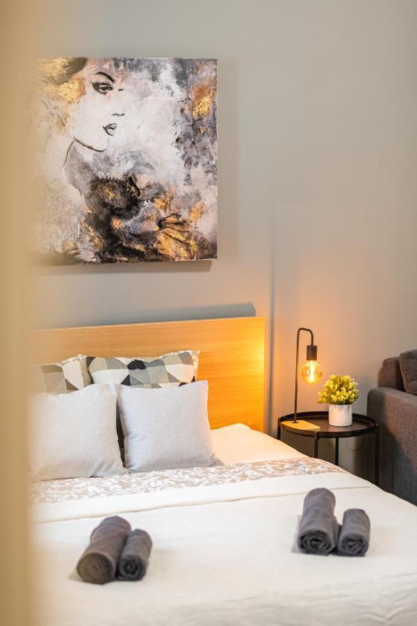 Deluxe Kazincy Apartment In The Heart Of Budapest Luaran gambar