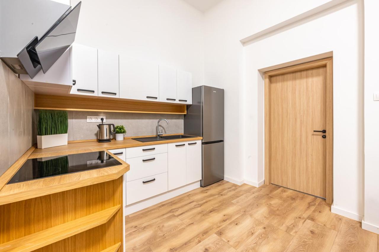 Deluxe Kazincy Apartment In The Heart Of Budapest Luaran gambar